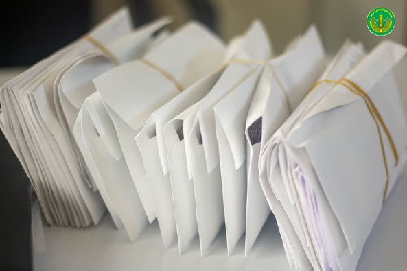 الانتهاء من توزيع المساعدات المالية والعينية لشهر 4 للمدرجين والأيتام في الجمعية